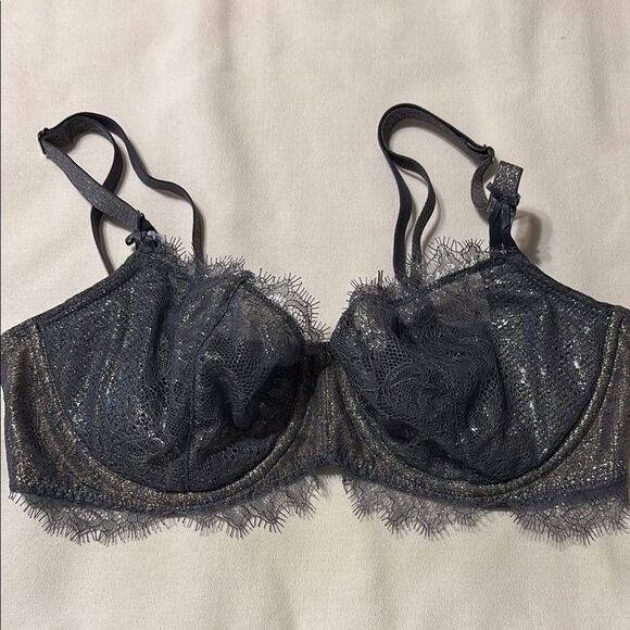 Victoria's Secret Dream Angel Push-Up with underwire/no padding - Picture 1 of 9